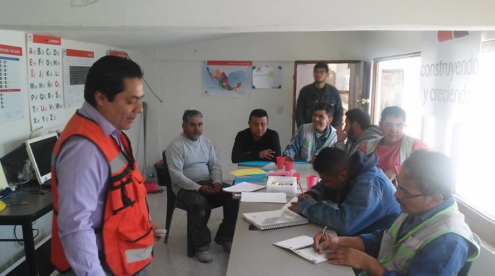 Inicia curso de electricidad en aula Centenario de Quiero Casa